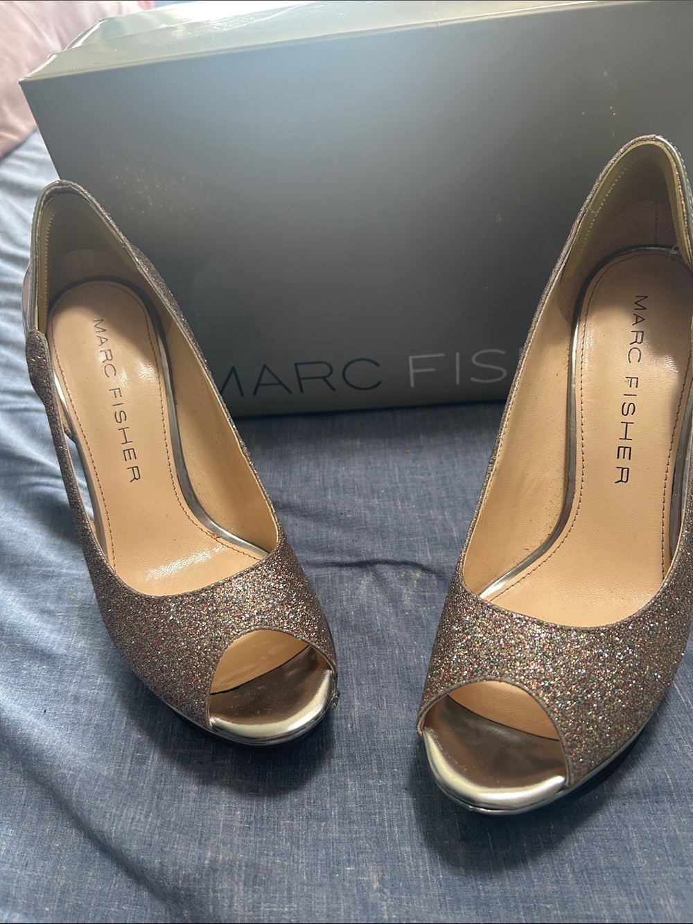 Marc Fisher Pink Glitter Peep-Toe Silver Platform Pumps with Silver Heel 7.5 NWT